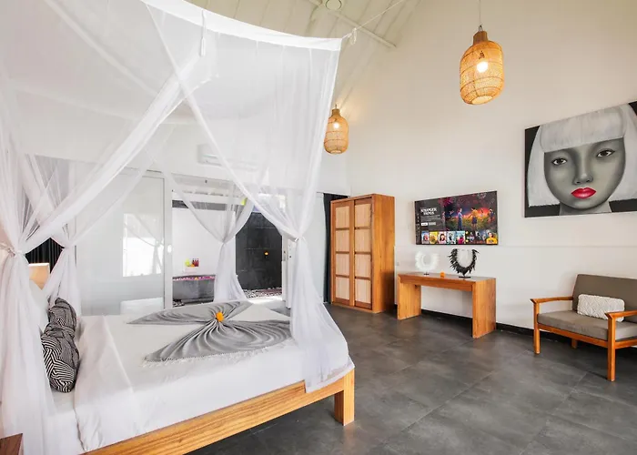 Villa Zebra Seminyak, 4br Private Pool Villa, Close To Potato Head Seminyak (Bali)