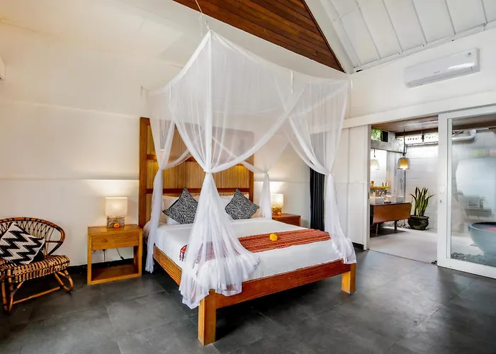 Zebra Seminyak, 4br Private Pool Villa, Close To Potato Head * Seminyak (Bali)