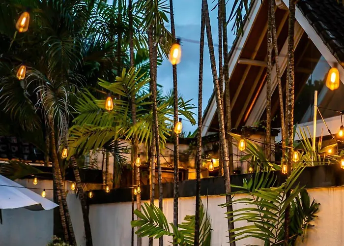 Zebra Seminyak, 4br Private Pool Villa, Close To Potato Head Villa Seminyak (Bali)