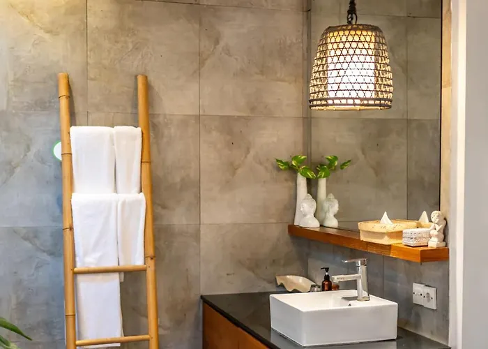 Villa Zebra Seminyak, 4br Private Pool Villa, Close To Potato Head *