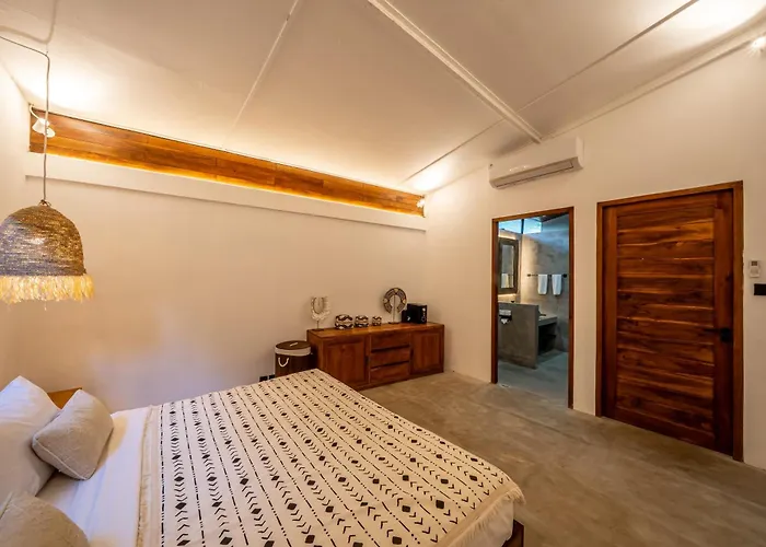 Zebra Seminyak, 4br Private Pool Villa, Close To Potato Head * Seminyak (Bali)