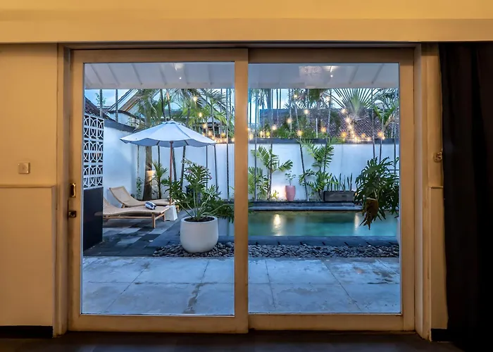 Zebra Seminyak, 4br Private Pool Villa, Close To Potato Head